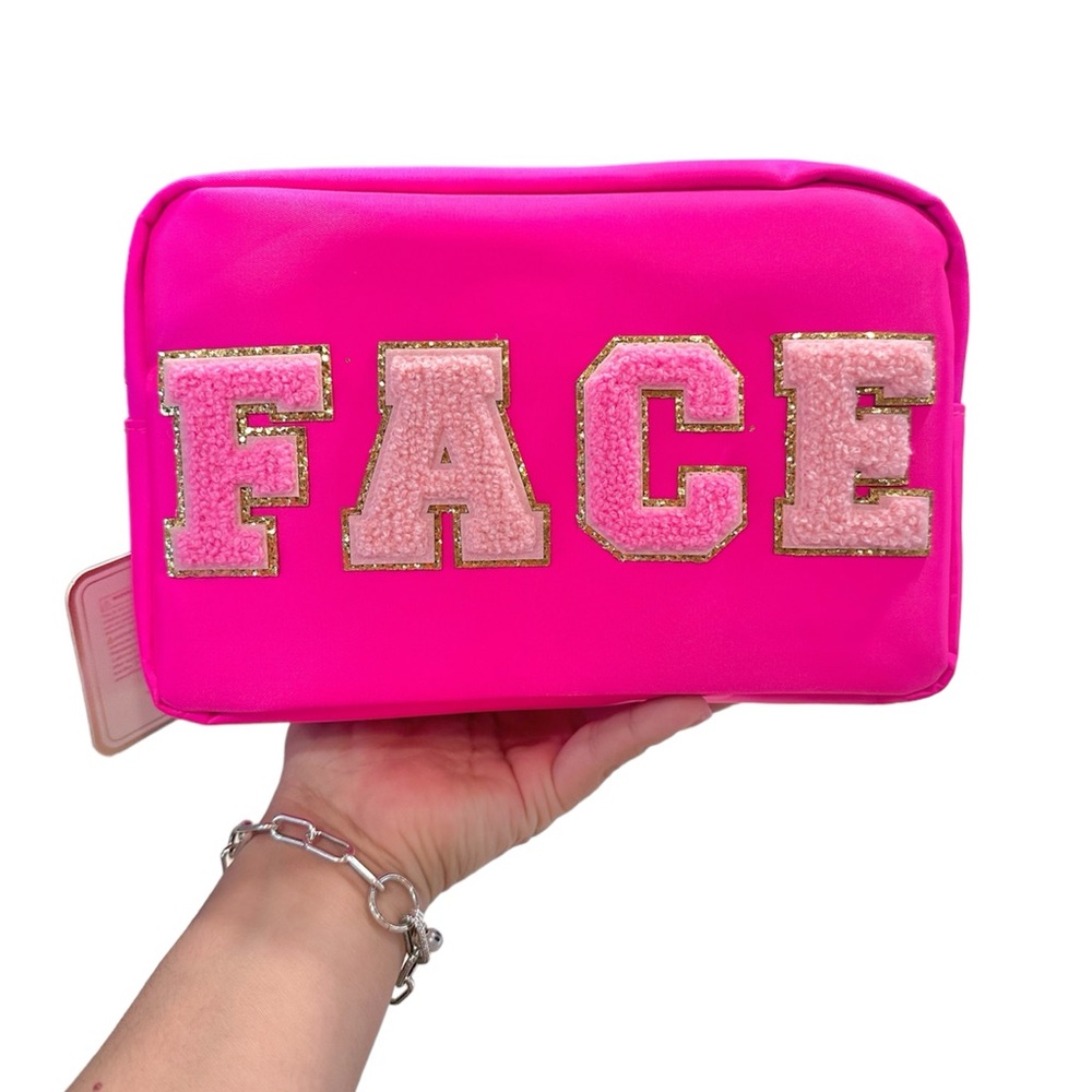 🦋Gloss & Glo hot pink makeup face pouch